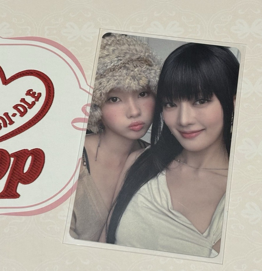 We are—隨機卡包卡 妮娟