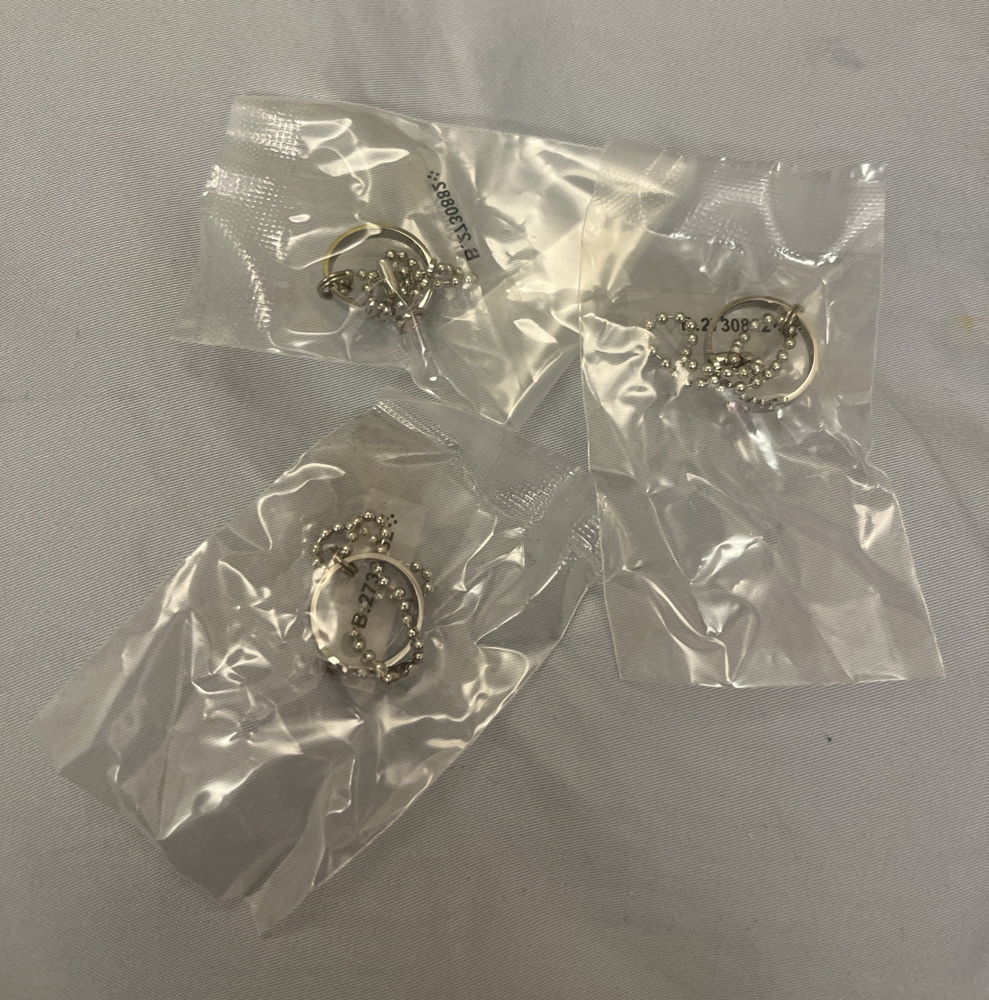 萬代 戒指吊飾