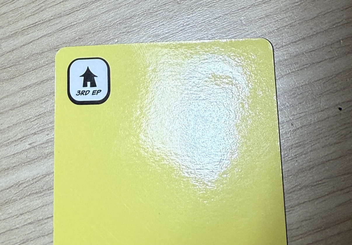 🚪黃卡背🐻有背損