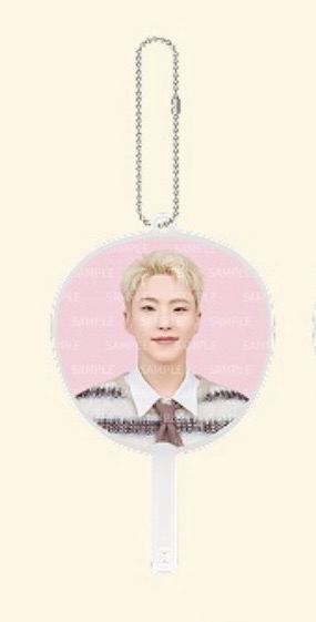 2025 Holiday 小扇（榮八碩）