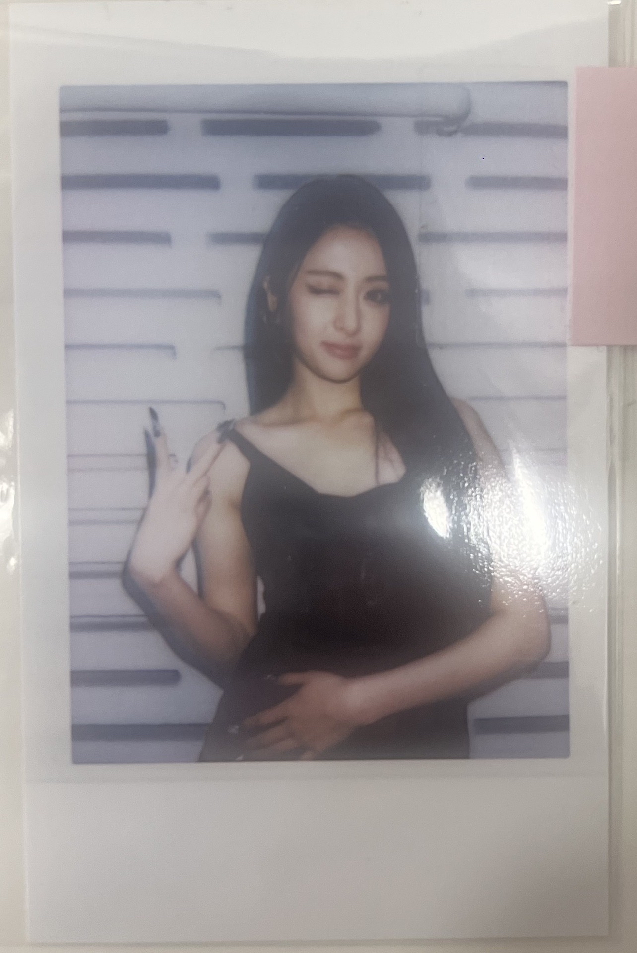 Le sserafim 許允真 快閃 Hot 滿額拍立得