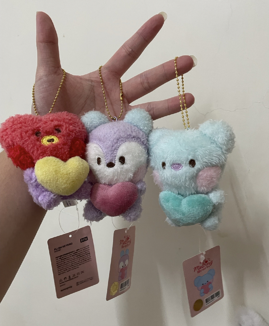 BT21官方正版捧愛心 娃娃