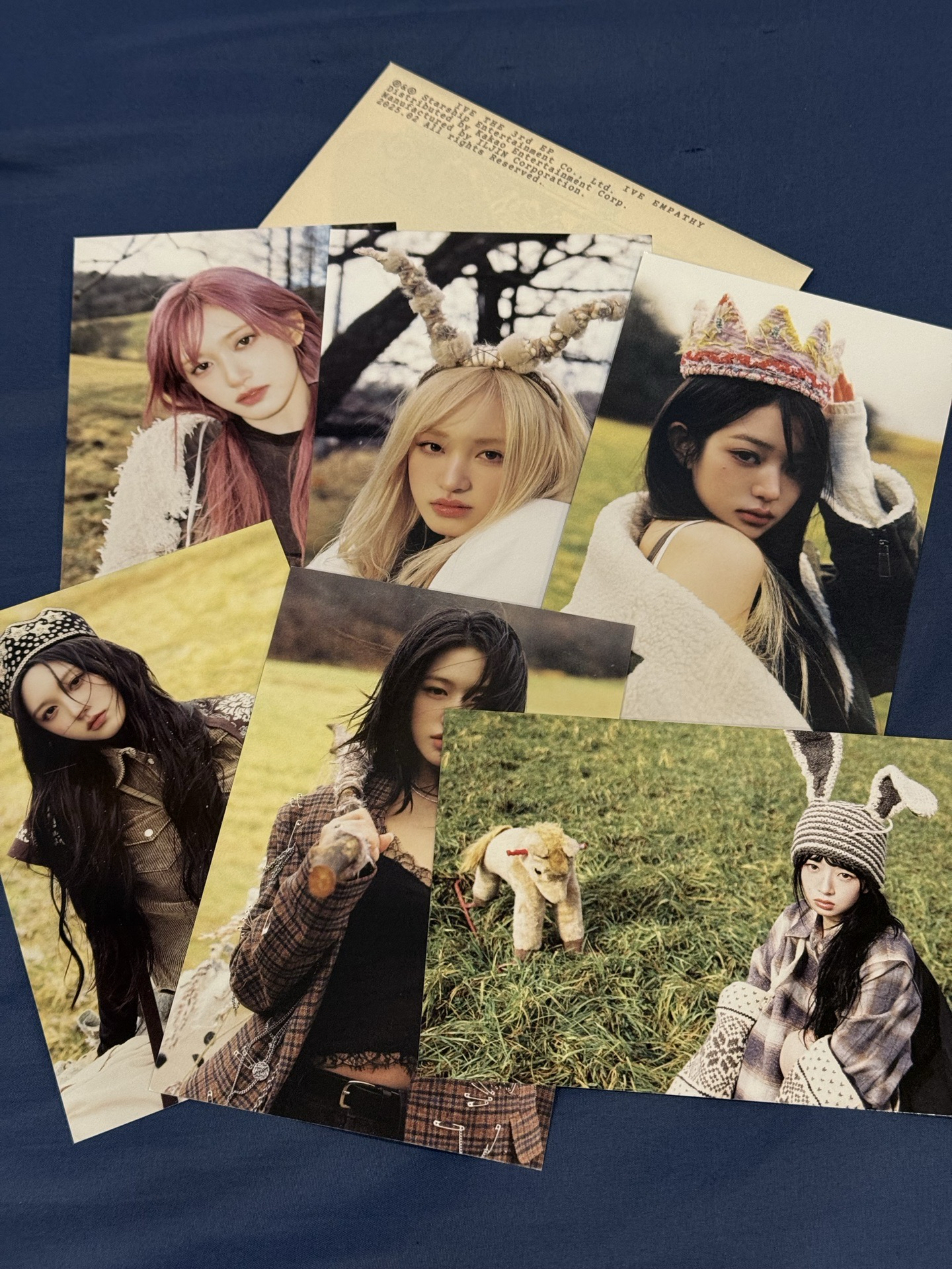 IVE EMPATHY 專輯內容物 明信片
