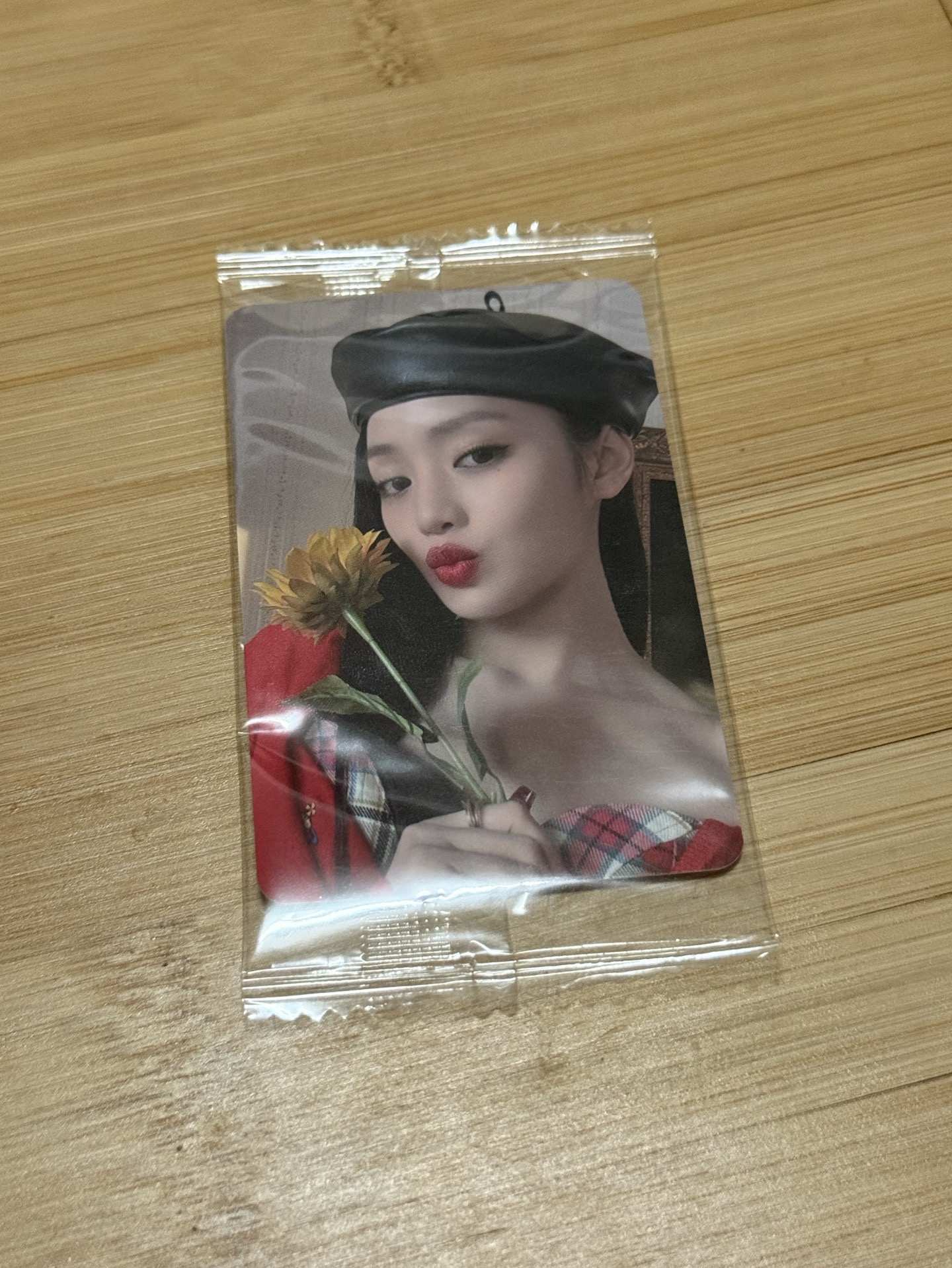 MINNIE SOLO K4預售特典 中文卡背