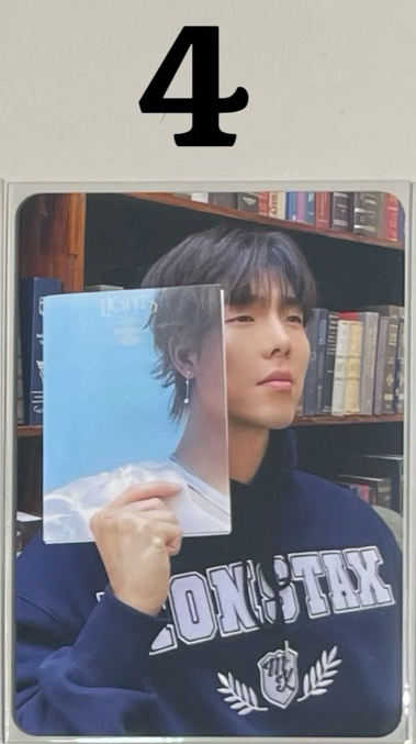 孫賢祐的臉 李周憲的頭髮 卡背是孫賢祐畫的蛇