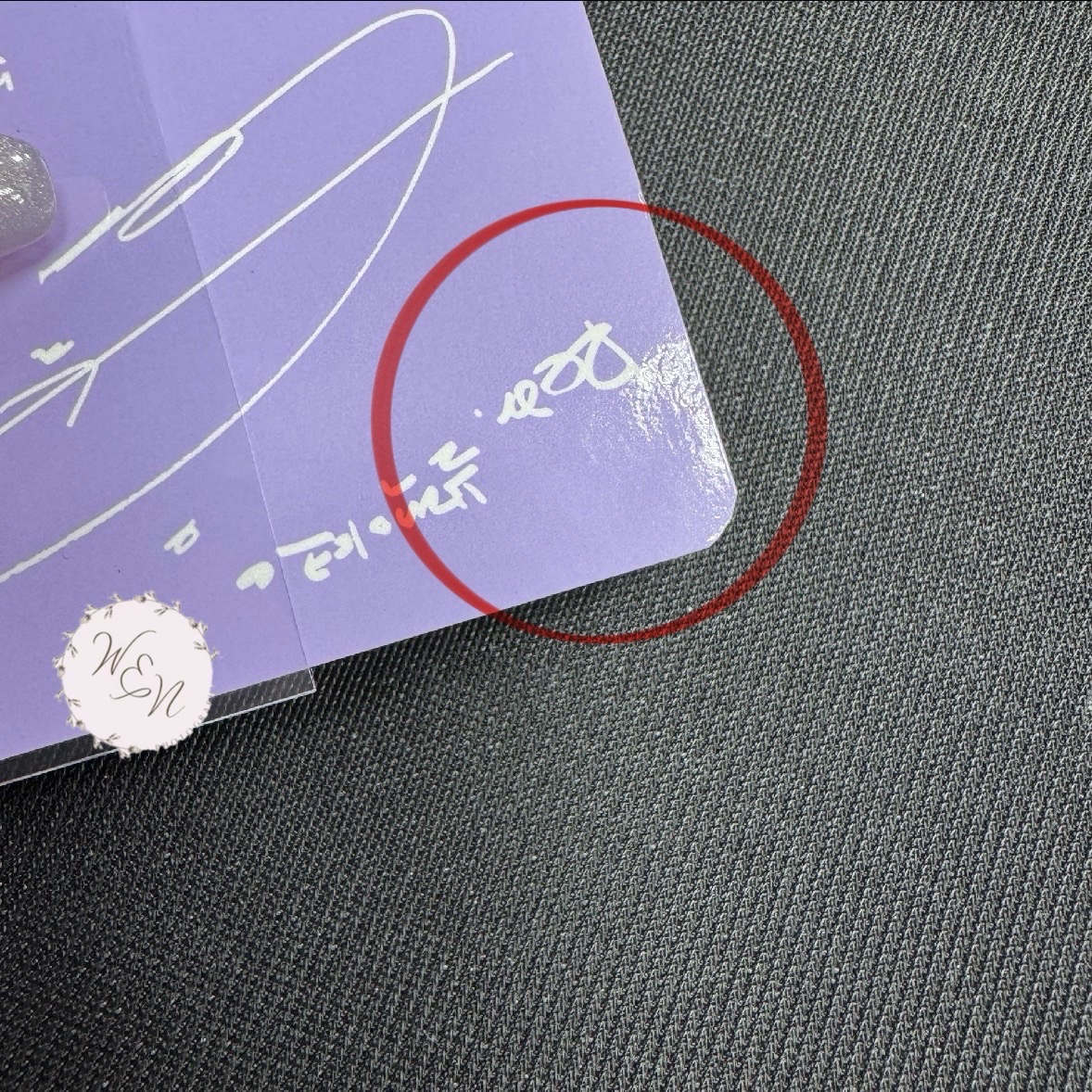 IU 李知恩 2021 Blackyak代言小卡（有廠損）