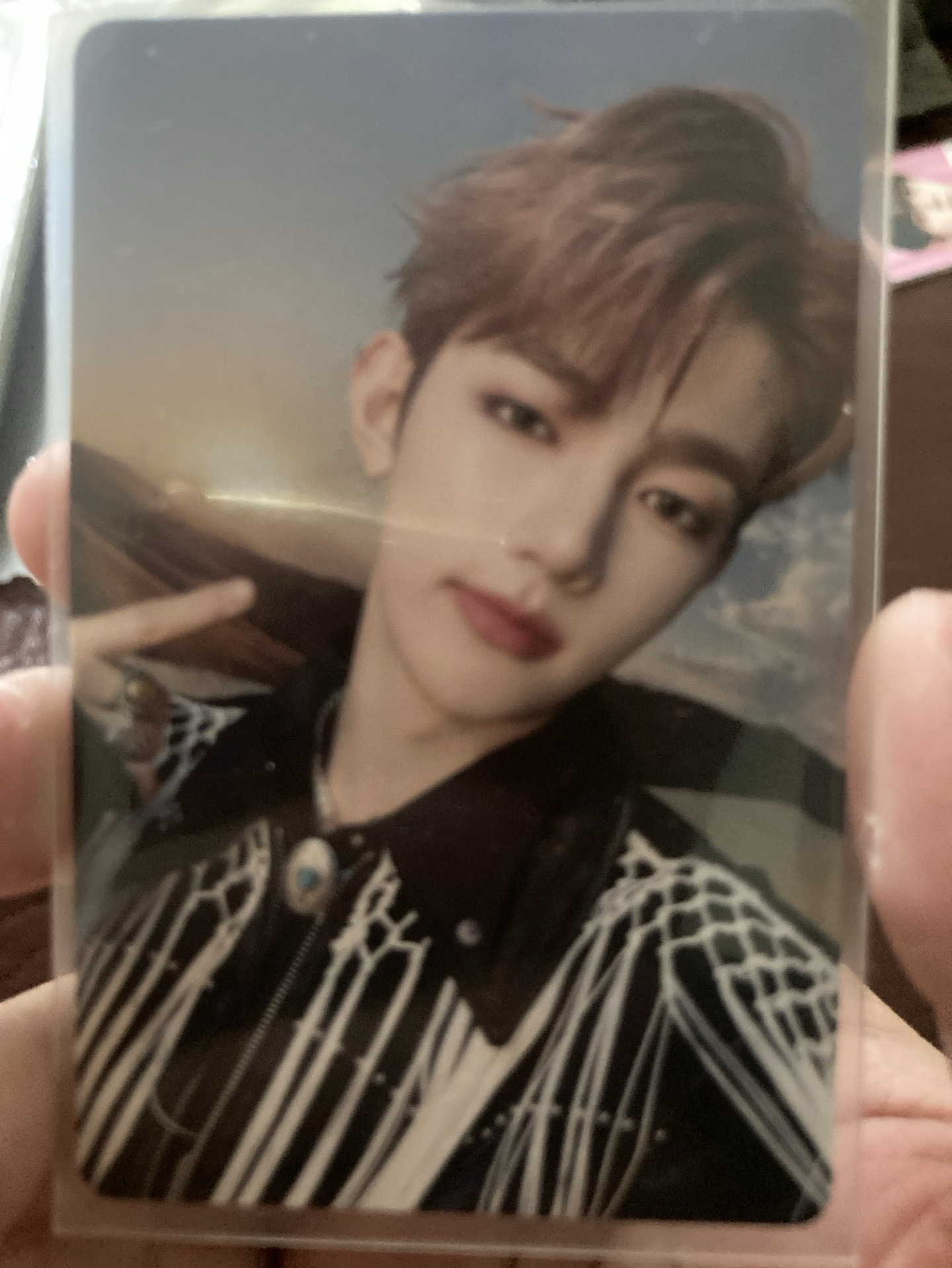 昊迷三塔店自拍