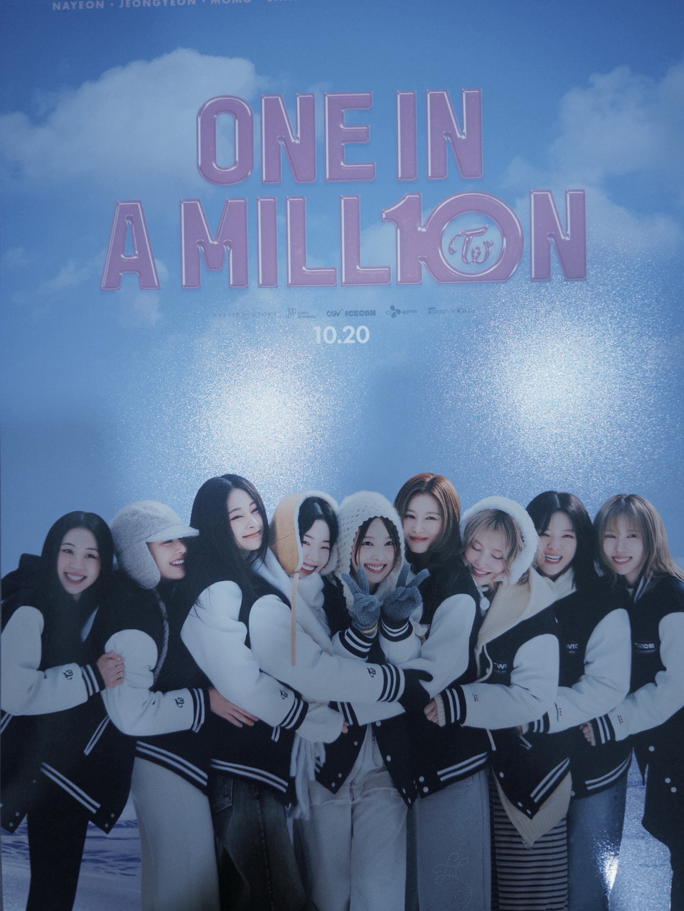 TWICE 十週年特典海報