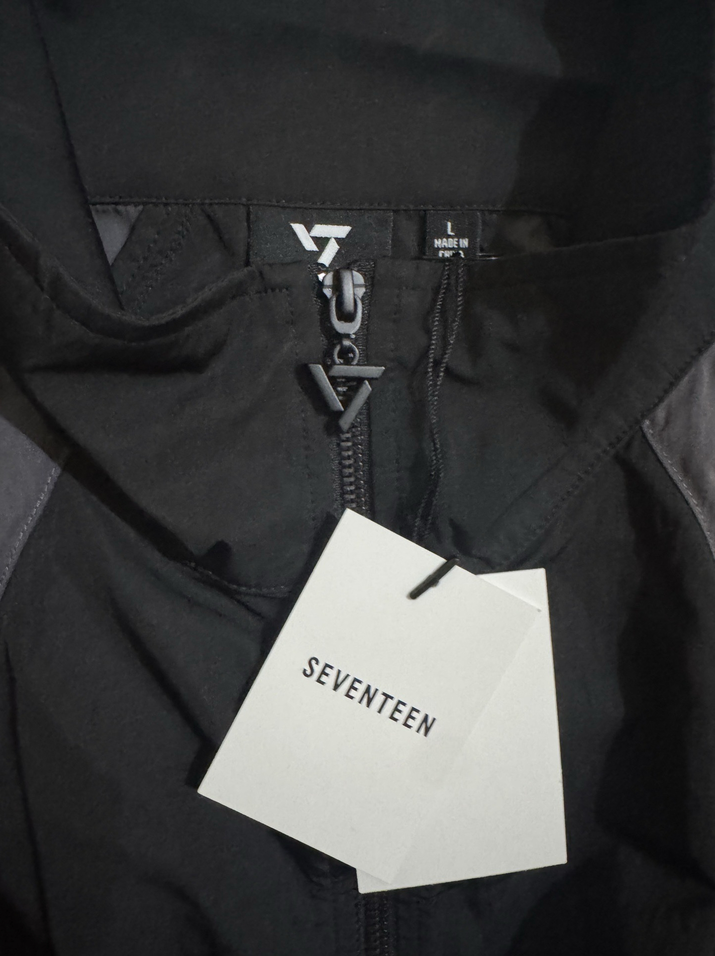 seventeen 全新外套L