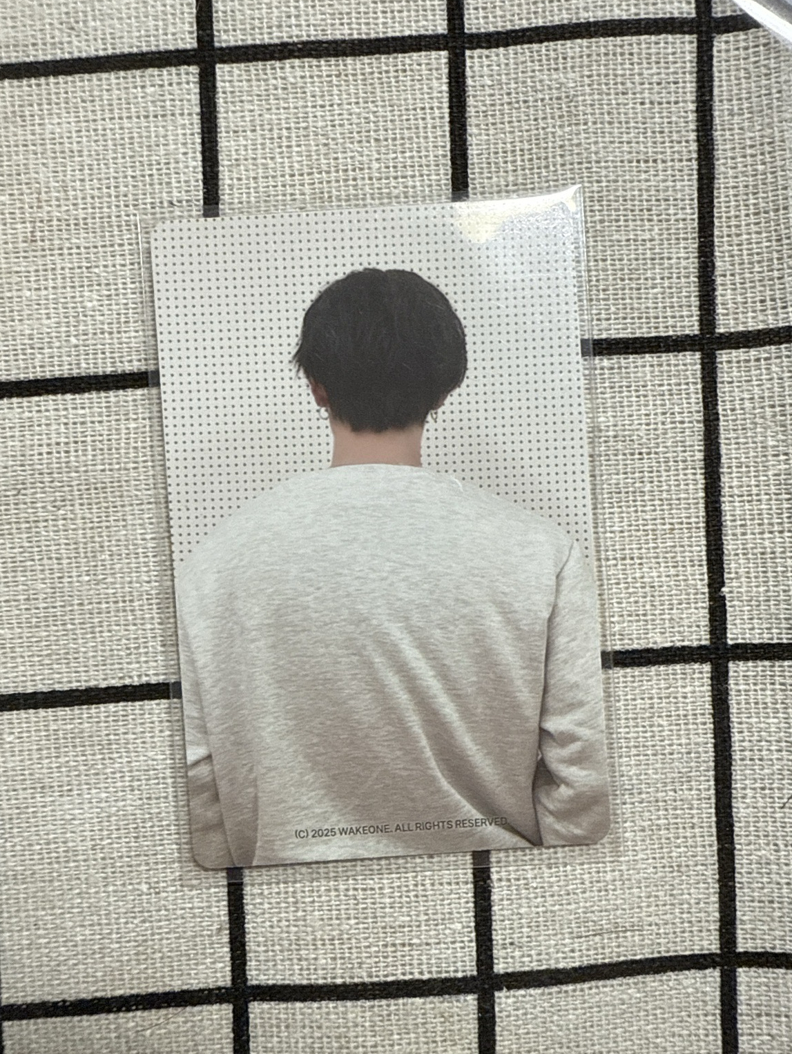 卡背是雙開門冰箱