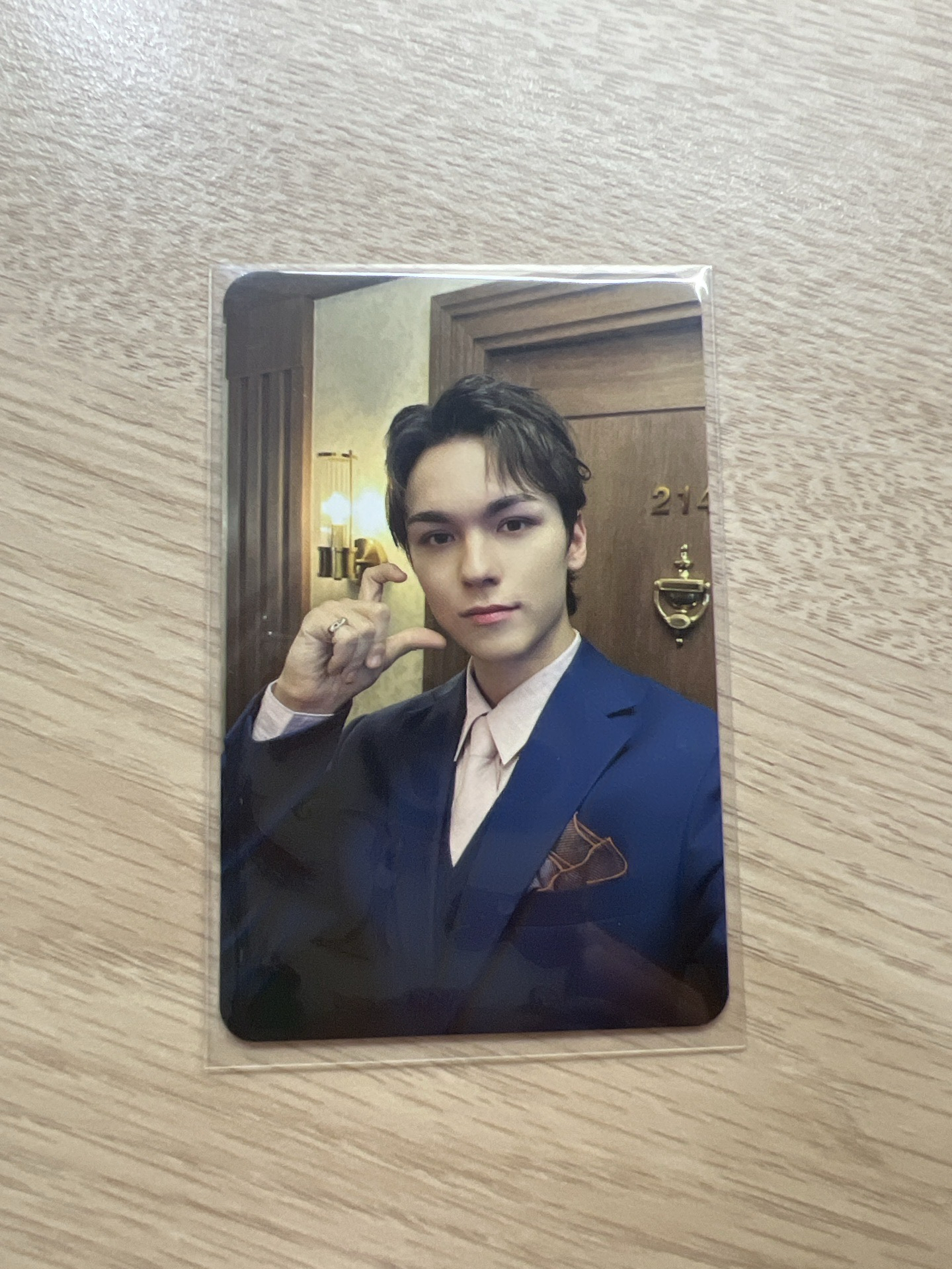 VERNON迷12克拉盤隨機小卡