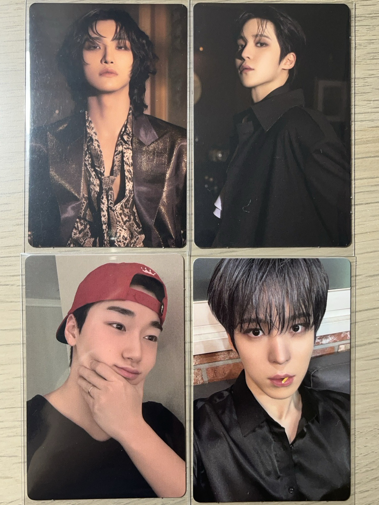 ATEEZ In Your Fantasy 紅色poca全專