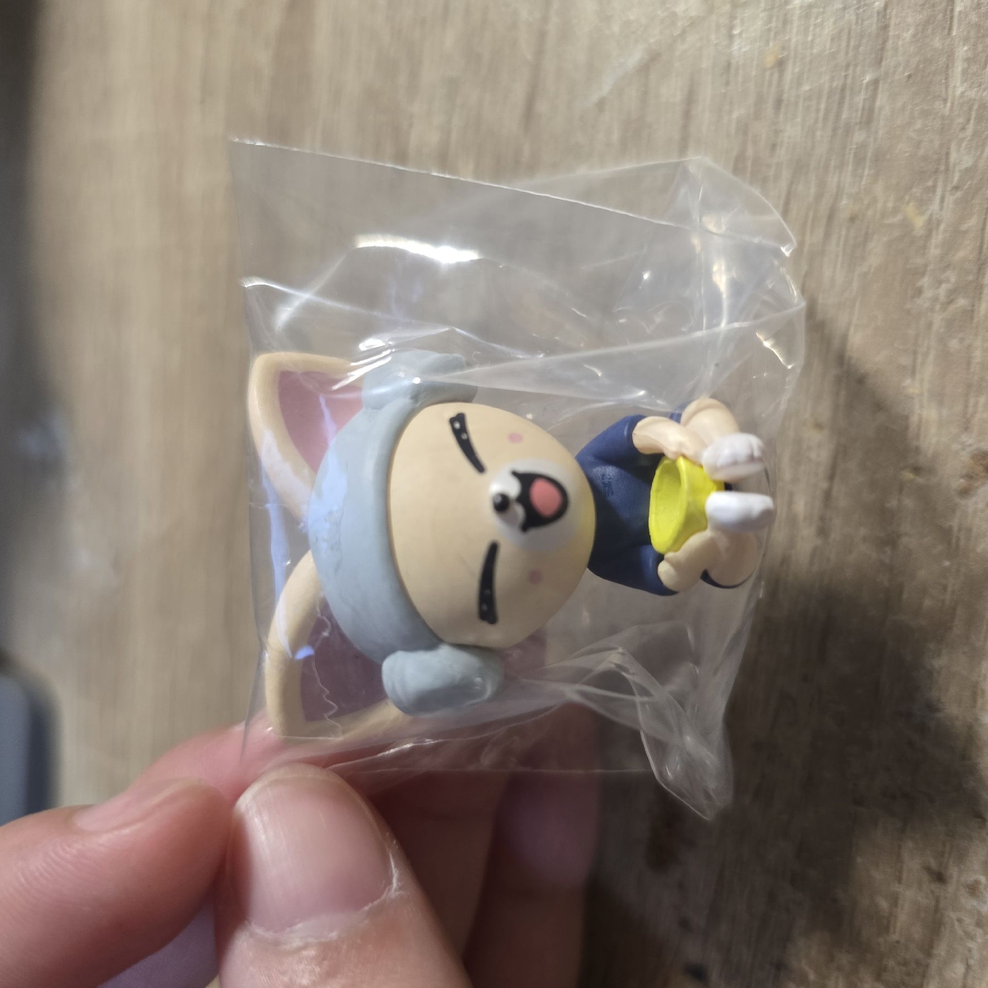 BANDAI 公仔 4cm 寅