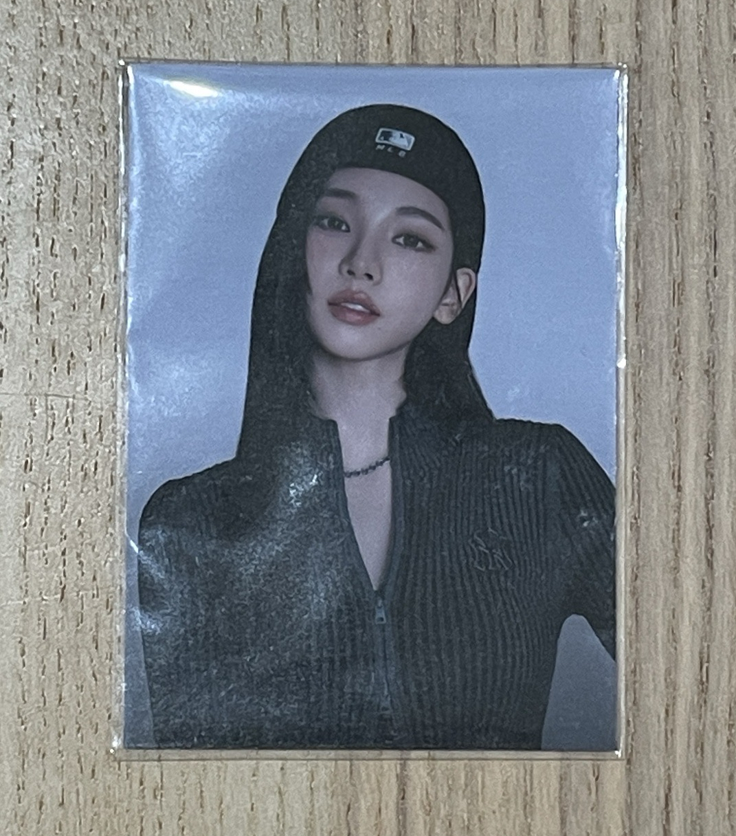 Karina MLB聯名帽代言卡