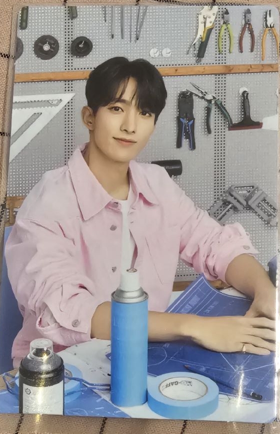 SEVENTEEN 2023克拉島卡包卡 哲俊榮圓勳八奎碩