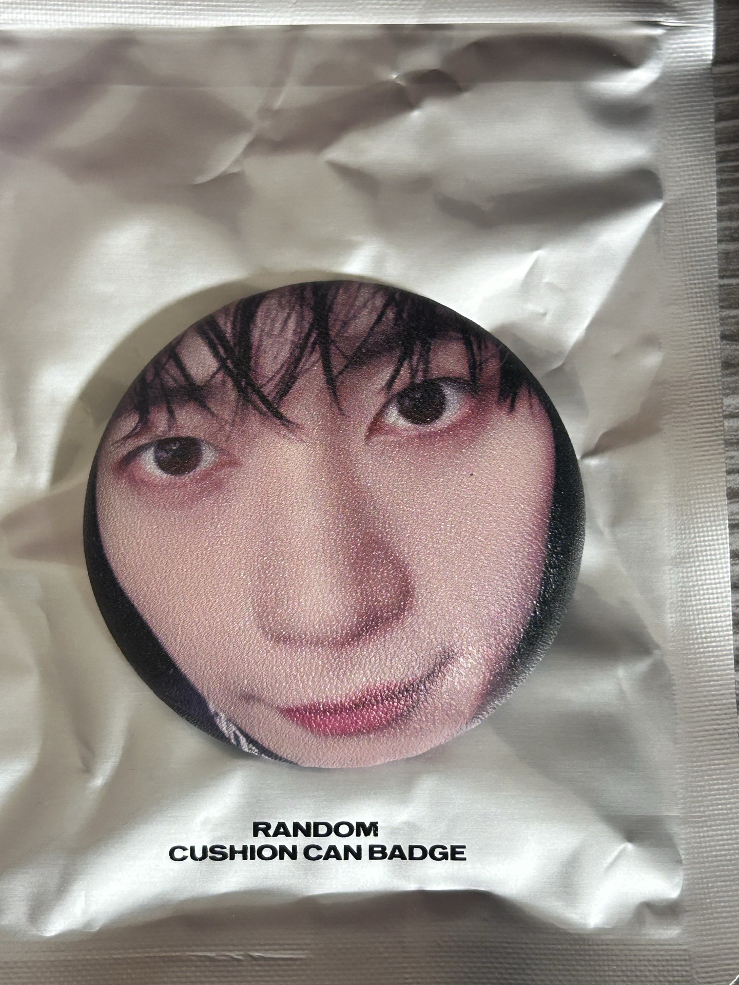 修場週大臉徽章