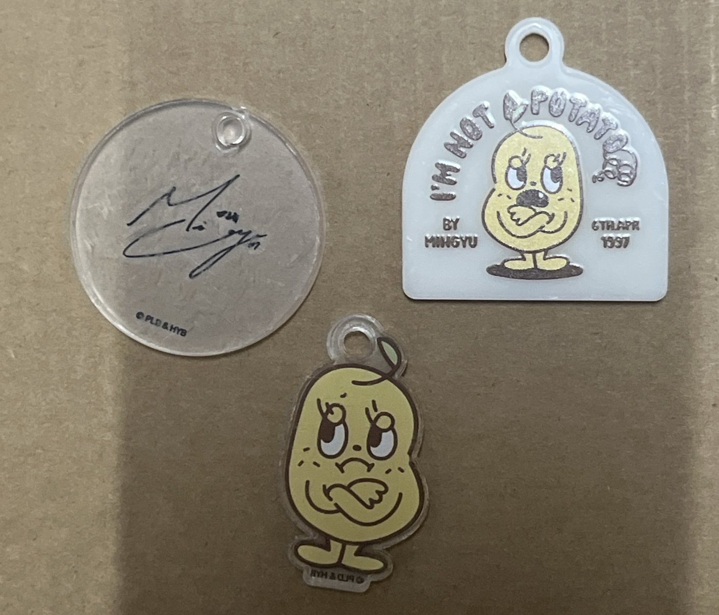 seventeen奎快閃店吊飾