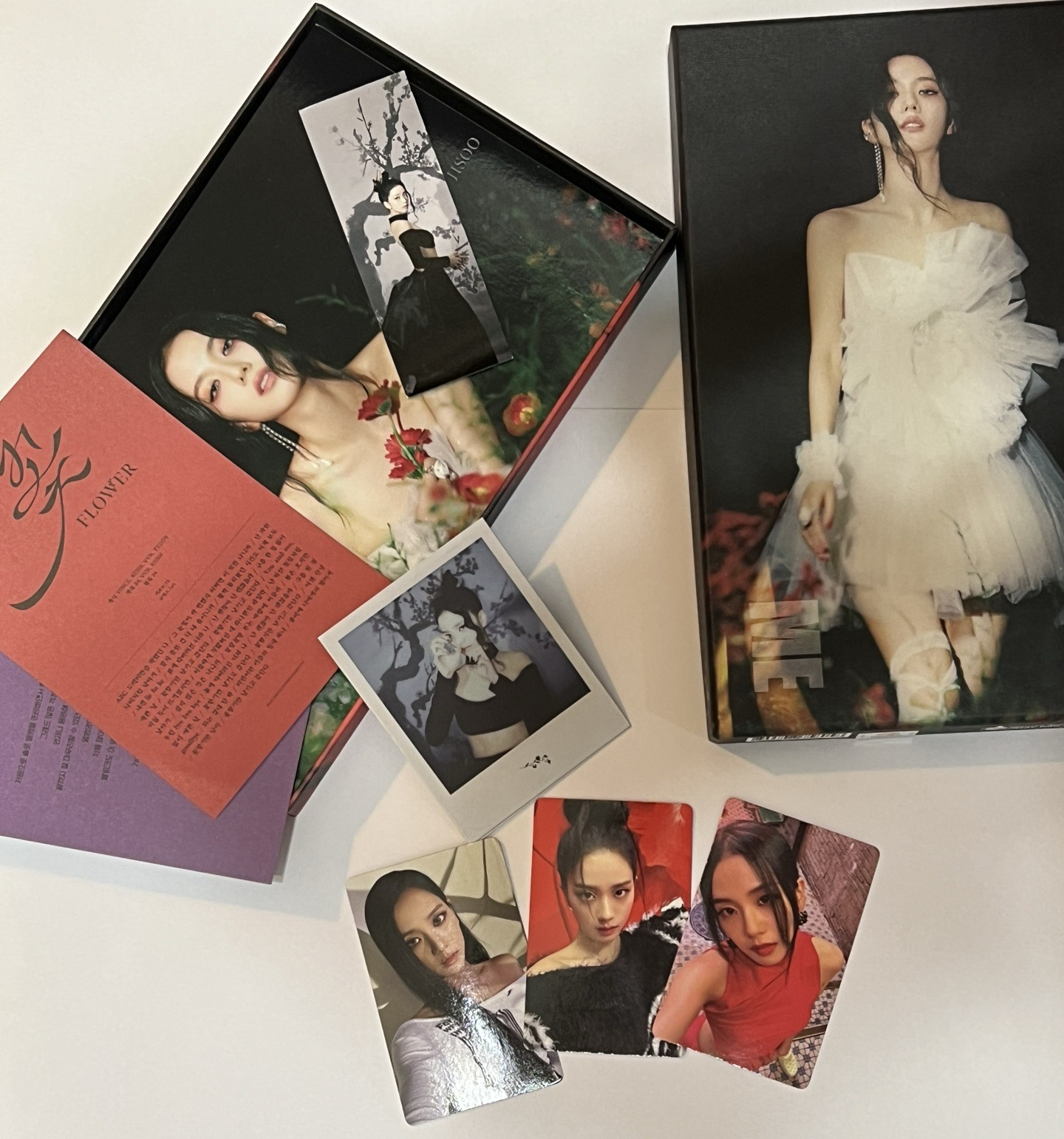 金智秀 JISOO - FIRST SINGLE ALBUM [ME] 黑版 已拆全專