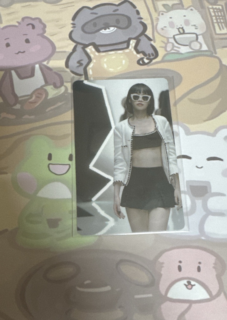 FEARLESS 專輯卡 monochrome bouque 采官拍