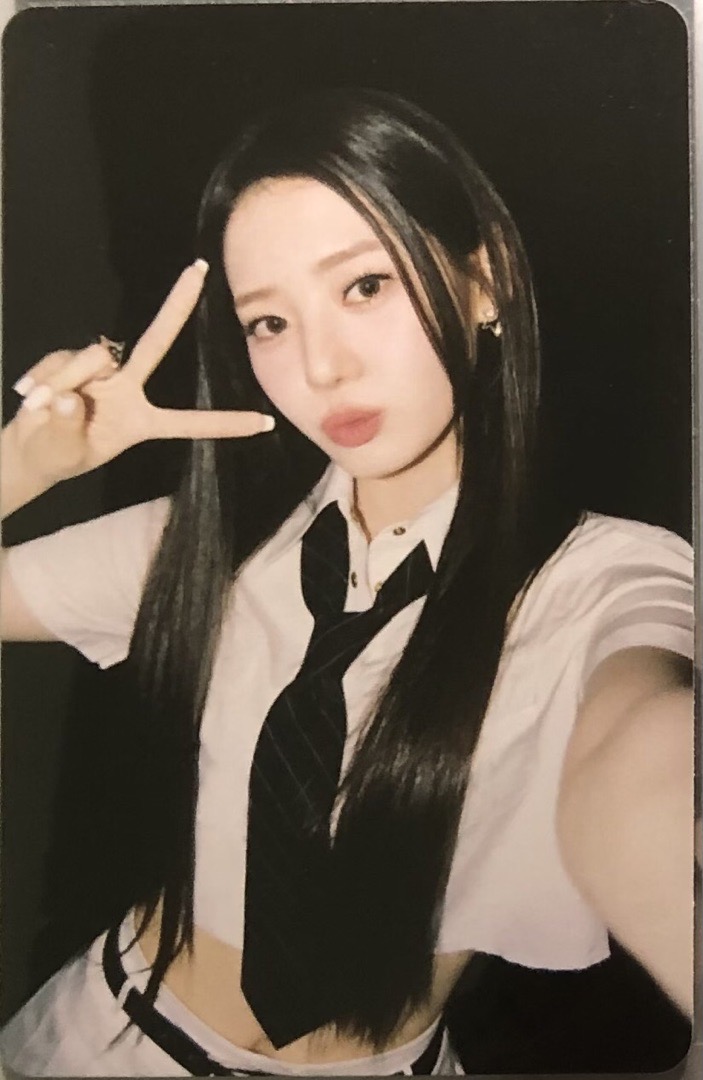 一週年寫真卡含明信片 RORA