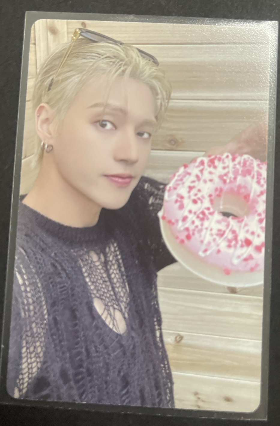 喂尼甜甜圈的阿榮