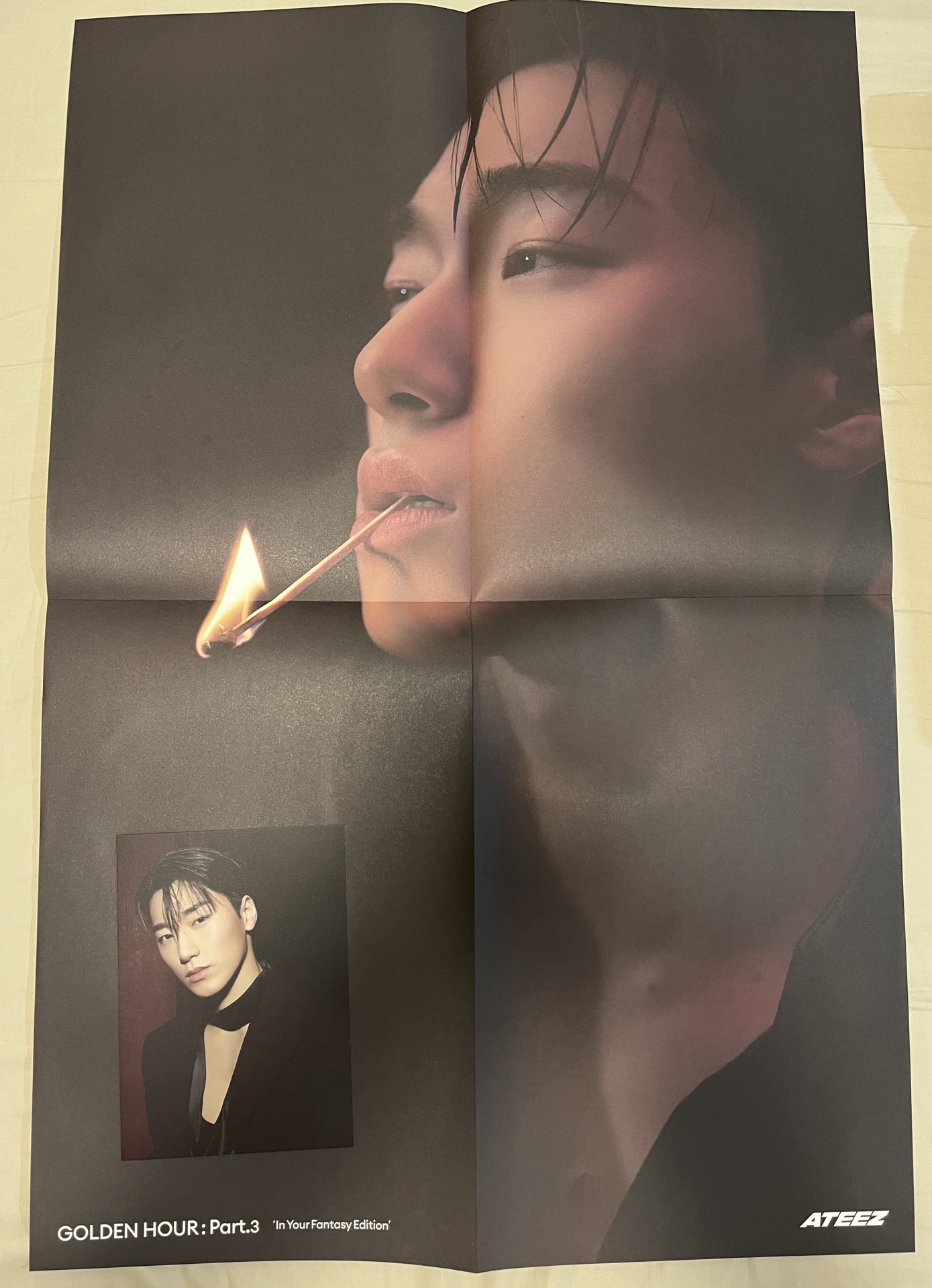 GOLDEN HOUR :  Part.3 In Your Fantasy 海報+明信片/歌詞本+CD+貼紙