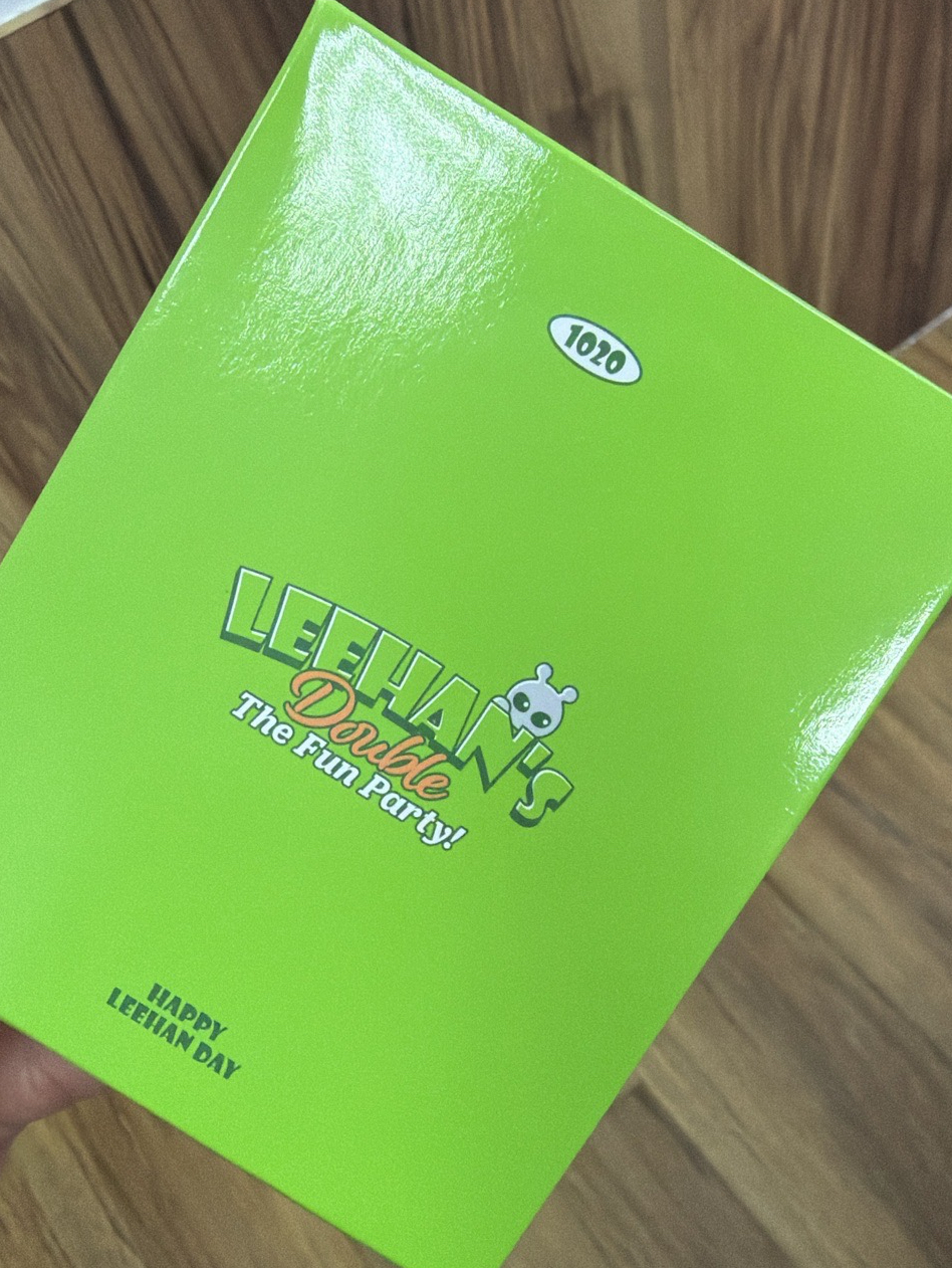 李涵生日周邊 卡盒組