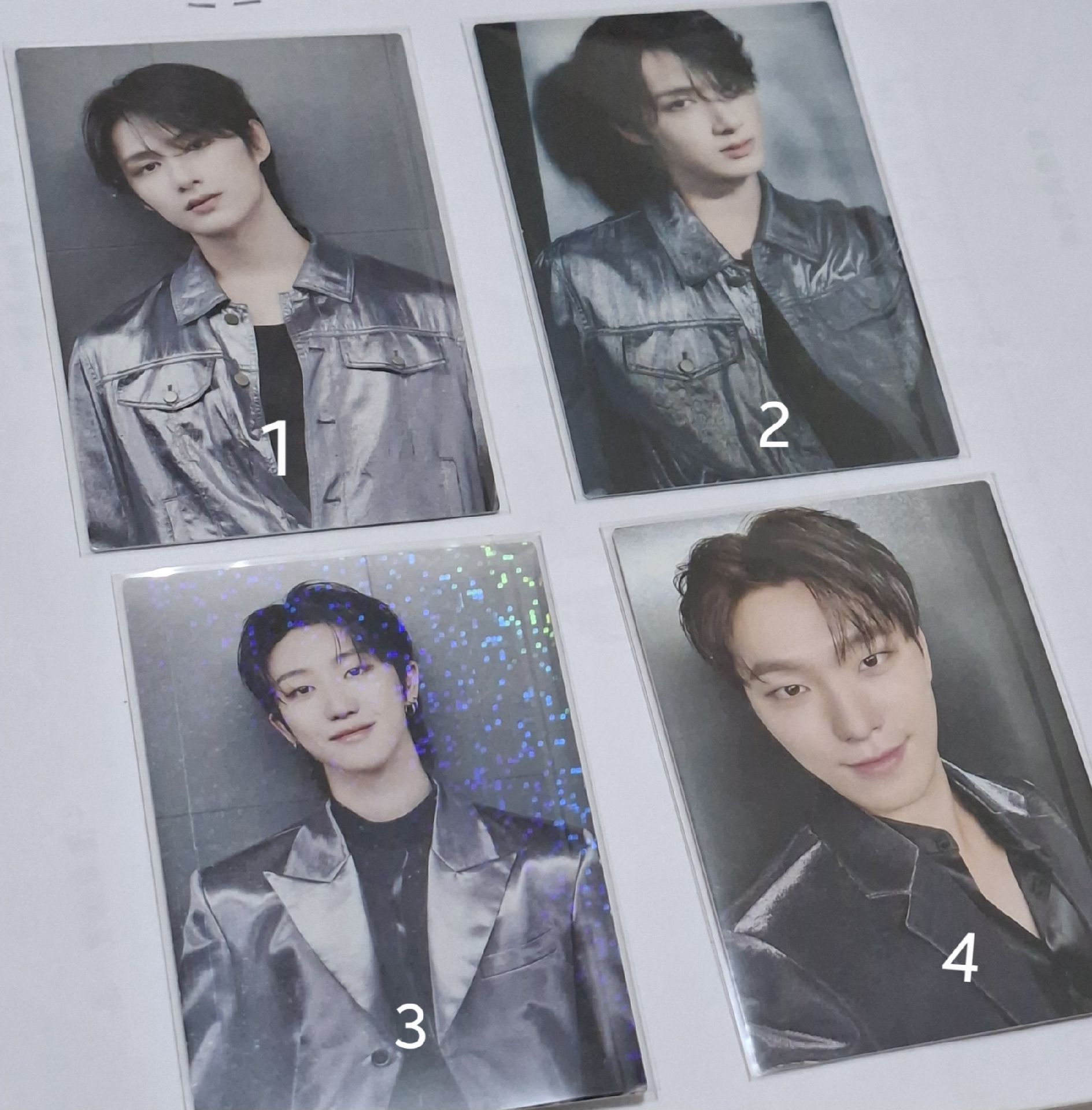 Right here 日巡隨機卡 卡包卡