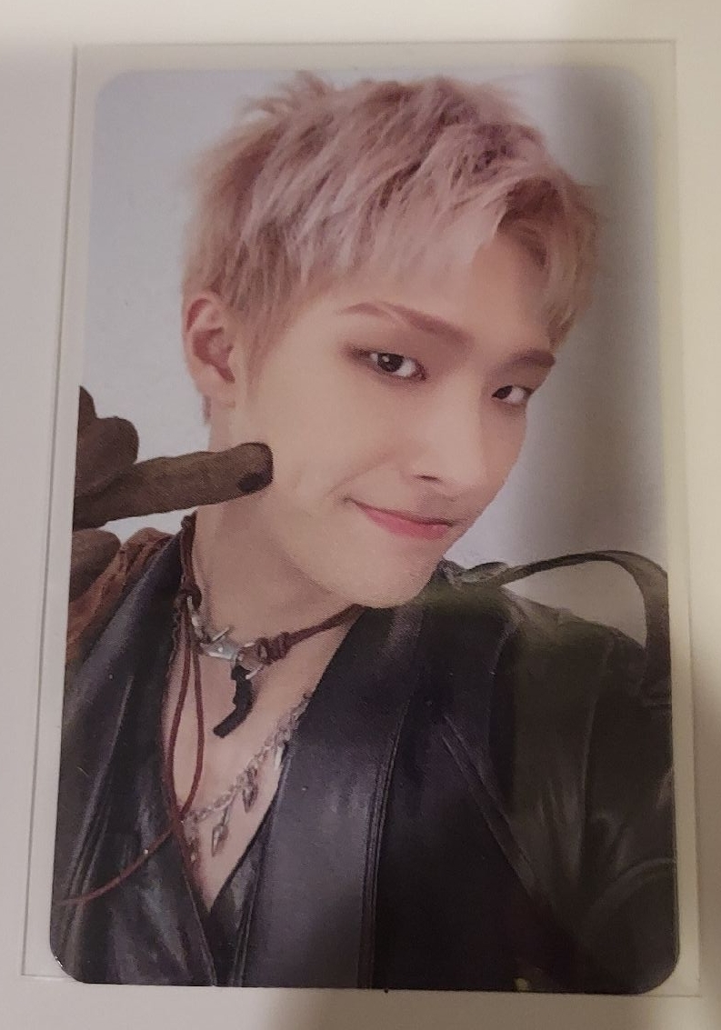 The world: ep2 minirecord 戳臉琦