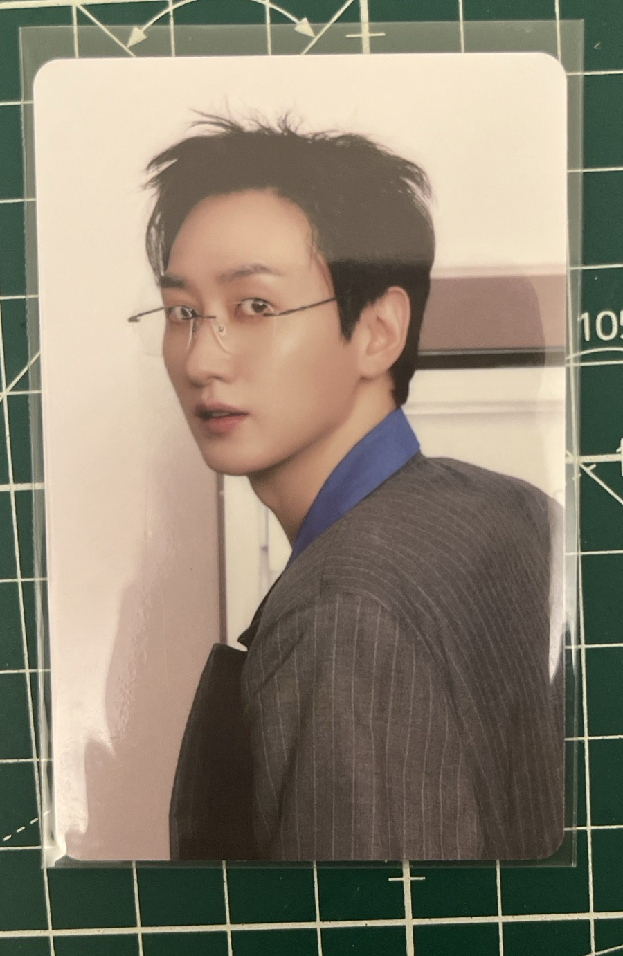 2025 年曆 隨機卡