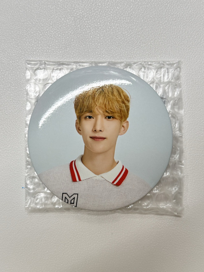 李碩珉24年克拉島徽章附原袋