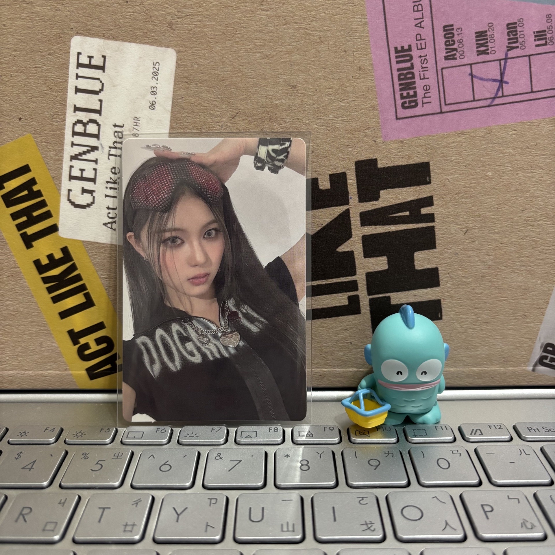 YUAN 媛媛 🐼｜2nd EP Album - MIRROR 專輯卡 PB ver.