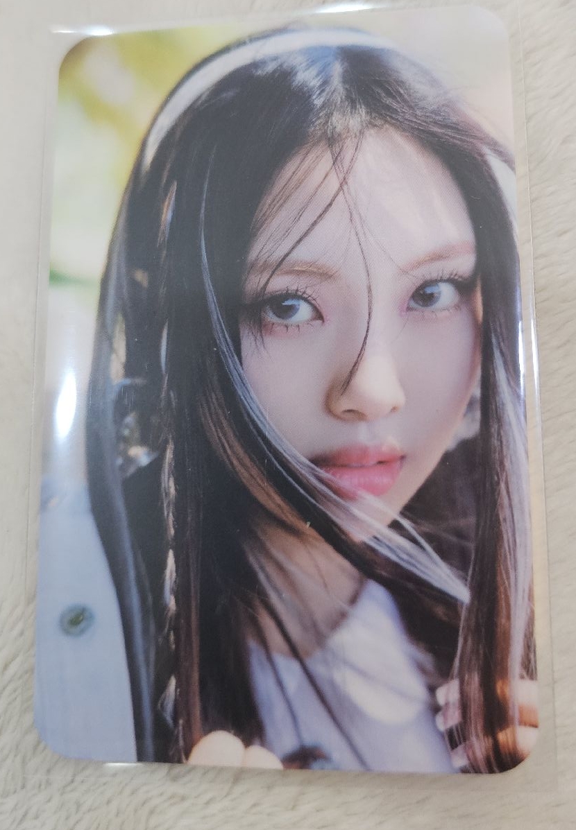 HYEIN Get Up mk 特典卡 