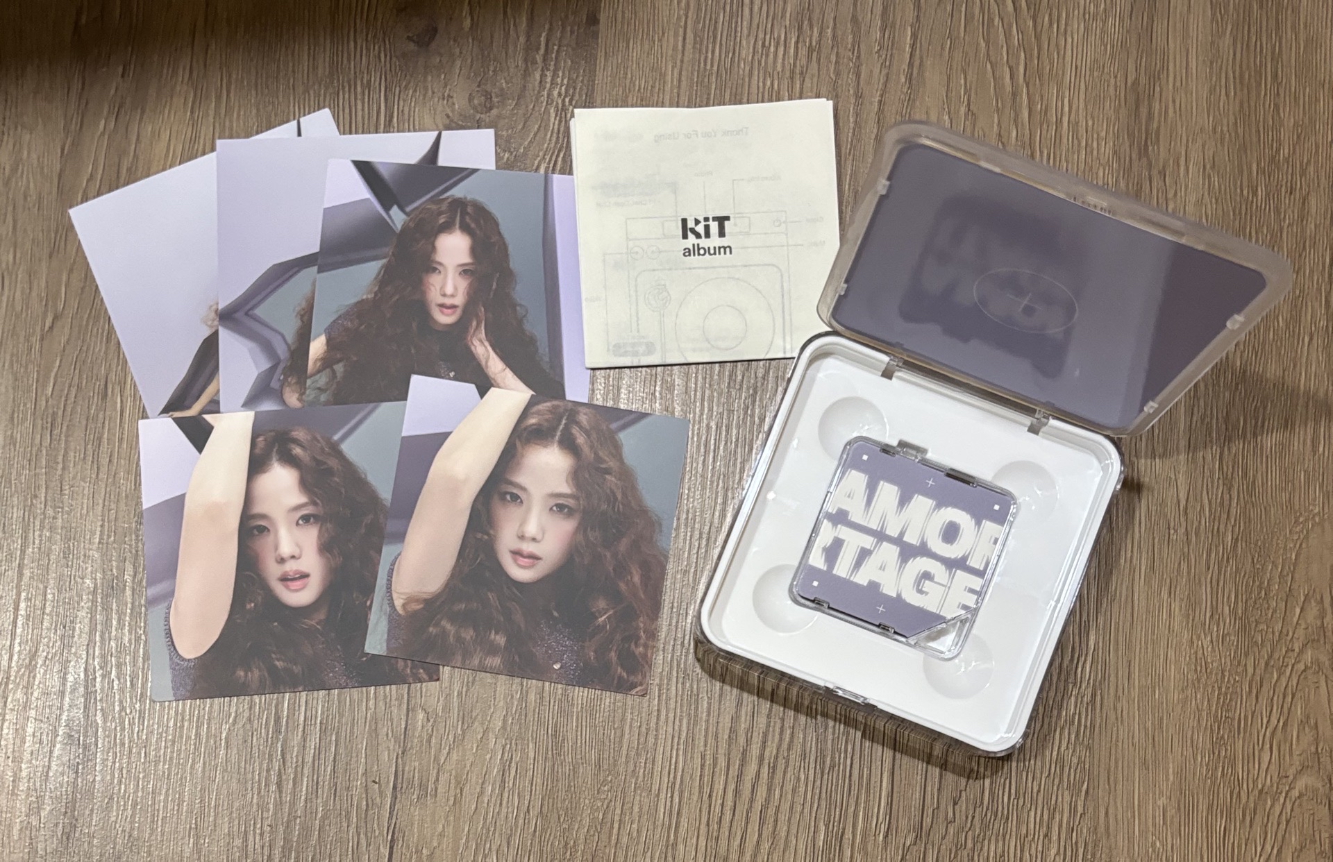 Blackpink Jisoo 《AMORTAGE》KIT 空專