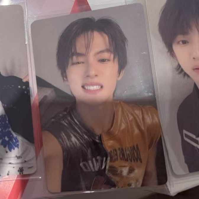 非現 CORTIS 嚴成玹 yzy幸運卡3.0