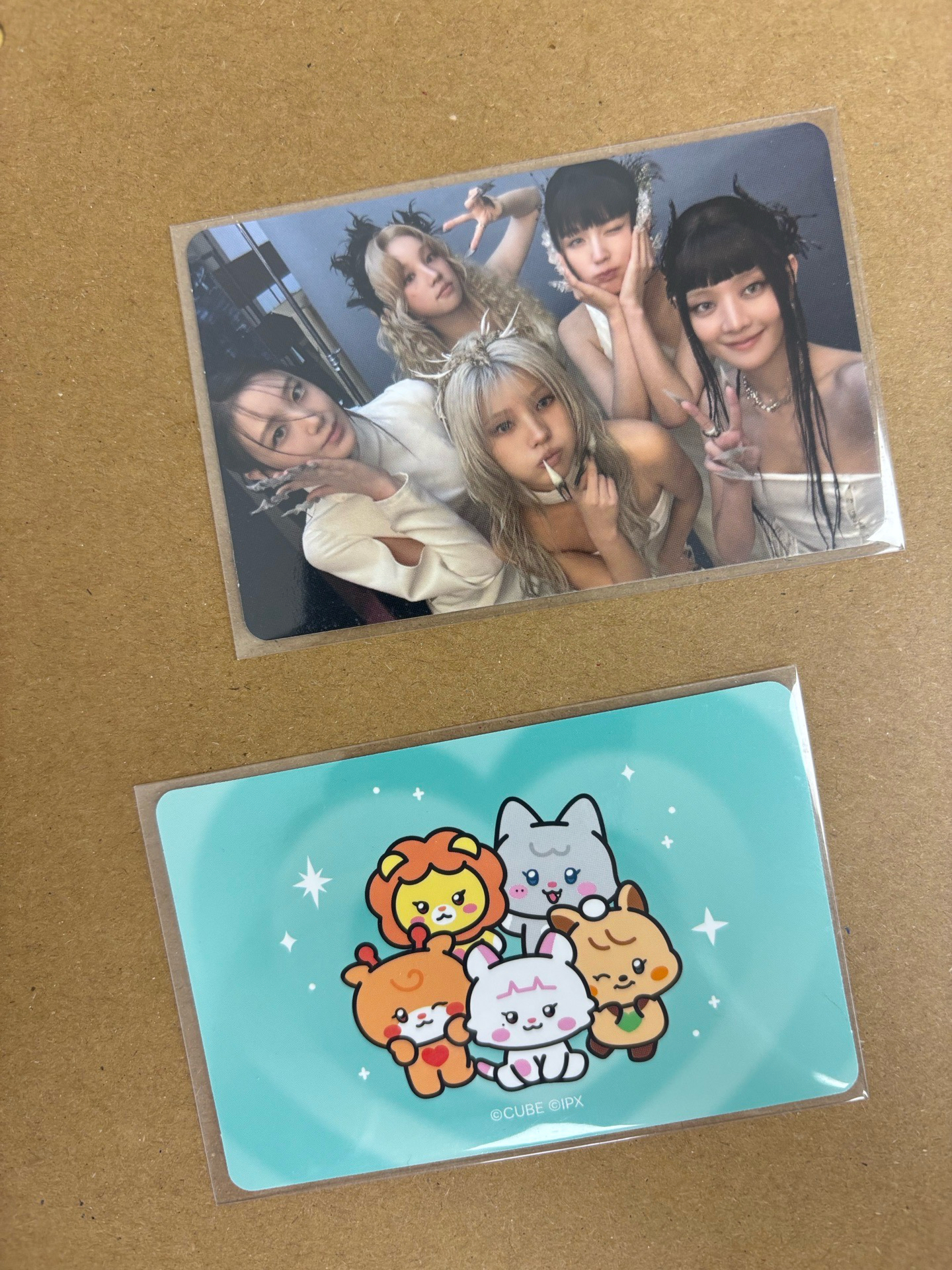 i-dle we are 現貨 快閃店衣服t恤團卡 不含衣服