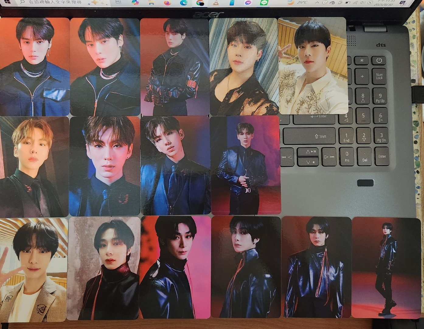 MONSTA X NO LIMIT 演唱會 MD 隨機卡包 小卡