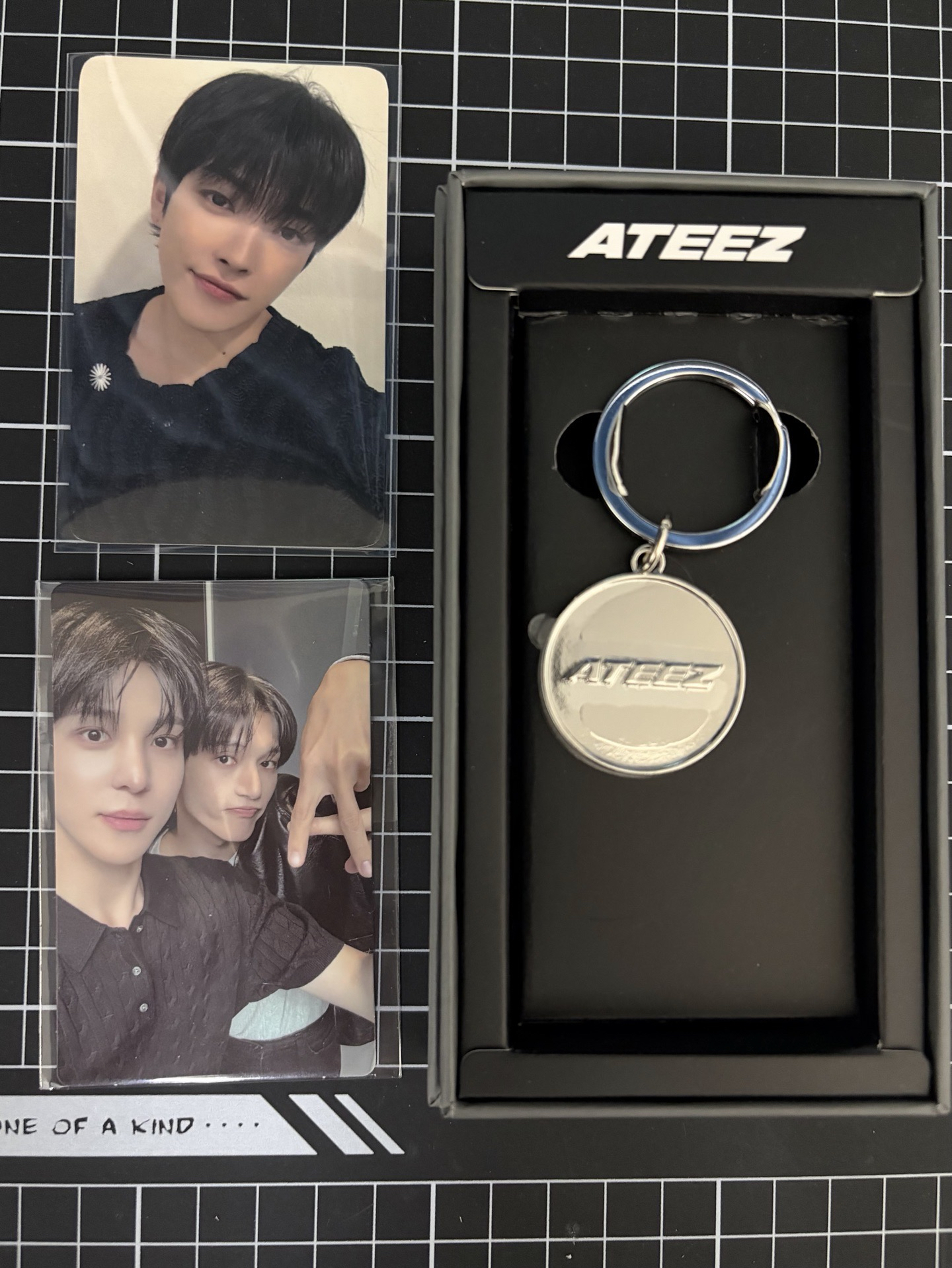 8room 滿額 潤榮雙人+鑰匙圈 弘中