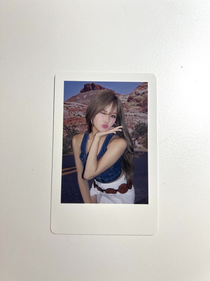 KIOF🩷Belle🩷演唱會帽踢卡