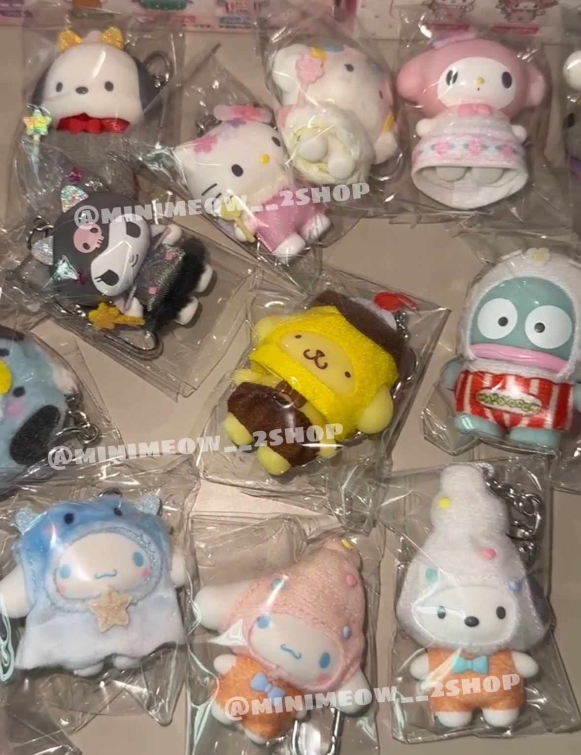 全新 三麗鷗變裝吊飾盲盒