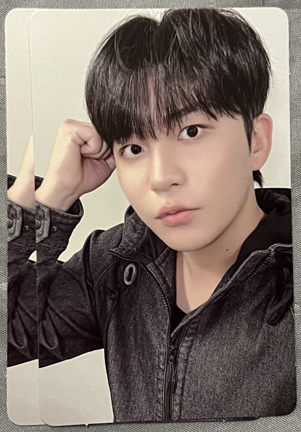 第一週卡包卡-拳頭鍾