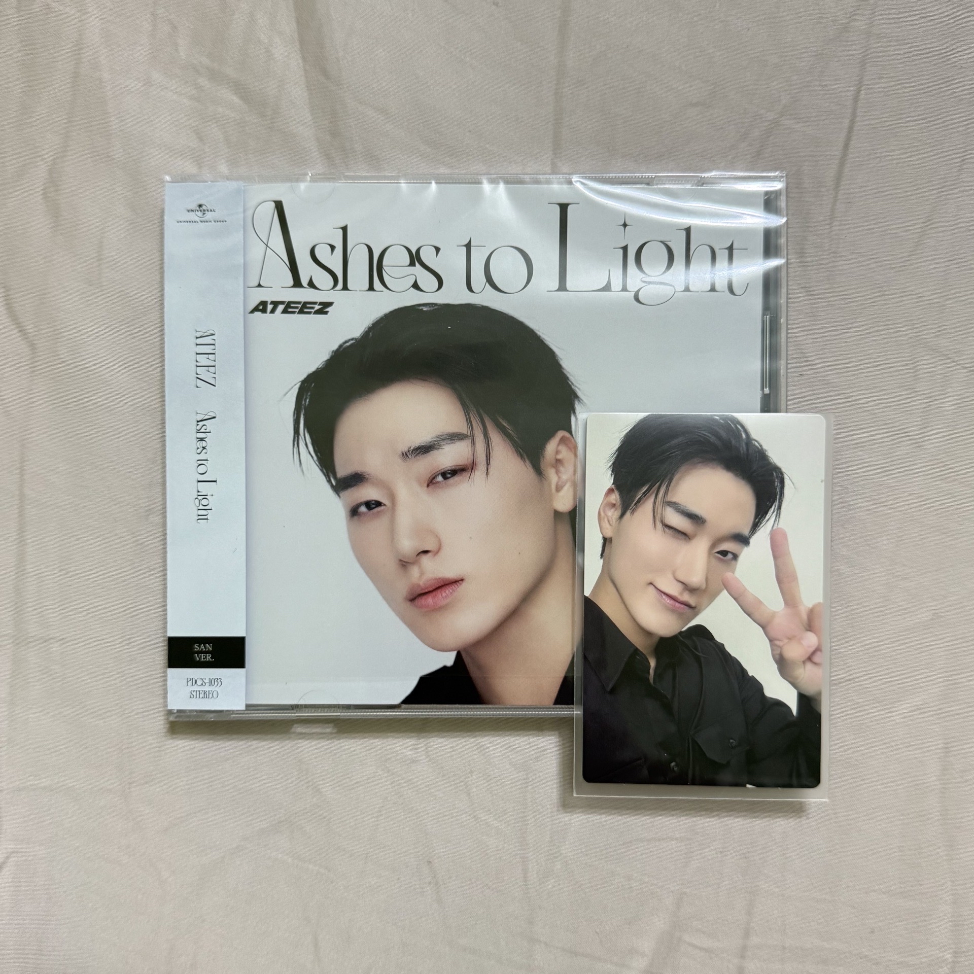 🇯🇵Ashes To Light 崔傘單封+比耶專卡