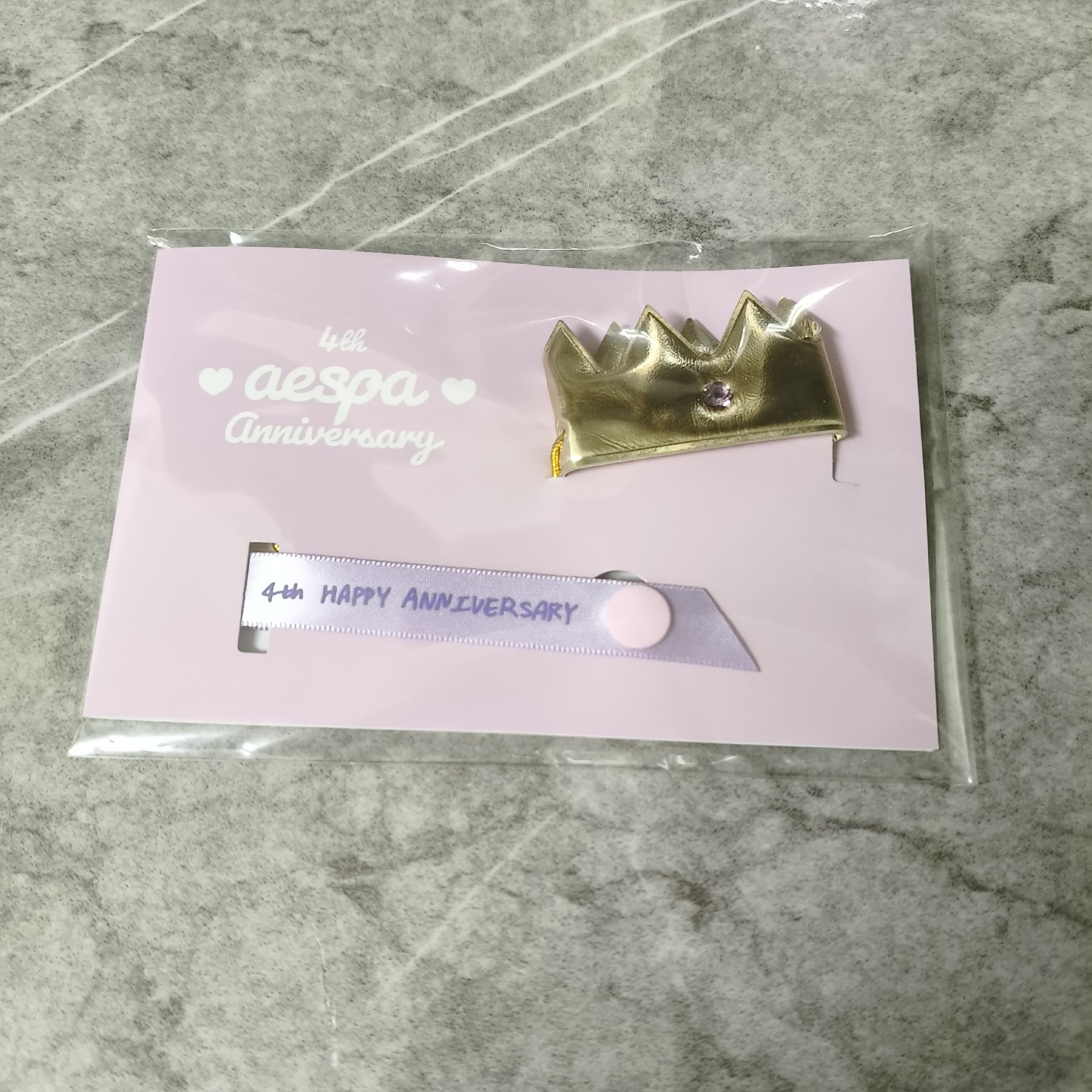 4週年周邊 KARINA 娃娃裝飾