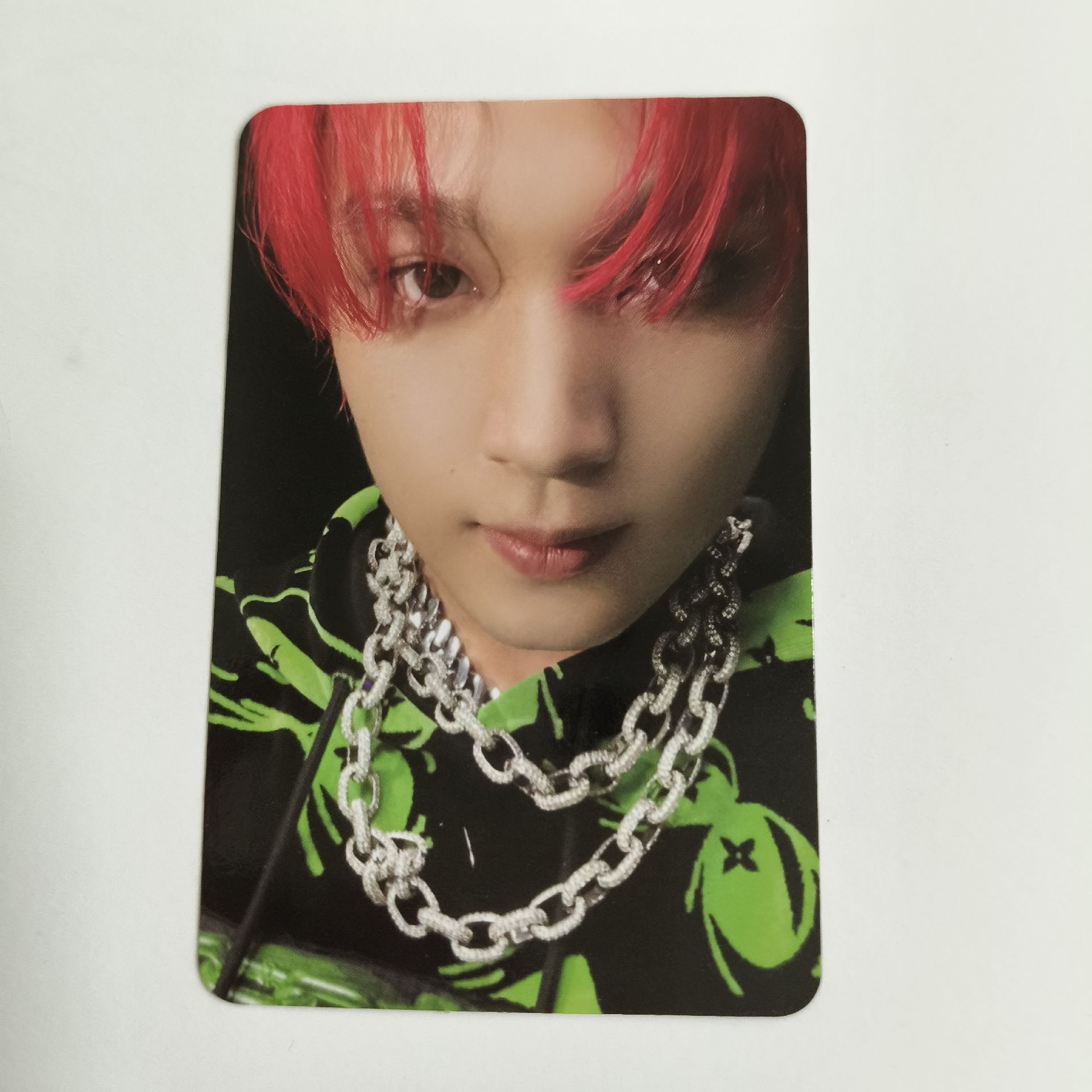 疾馳專卡（左）