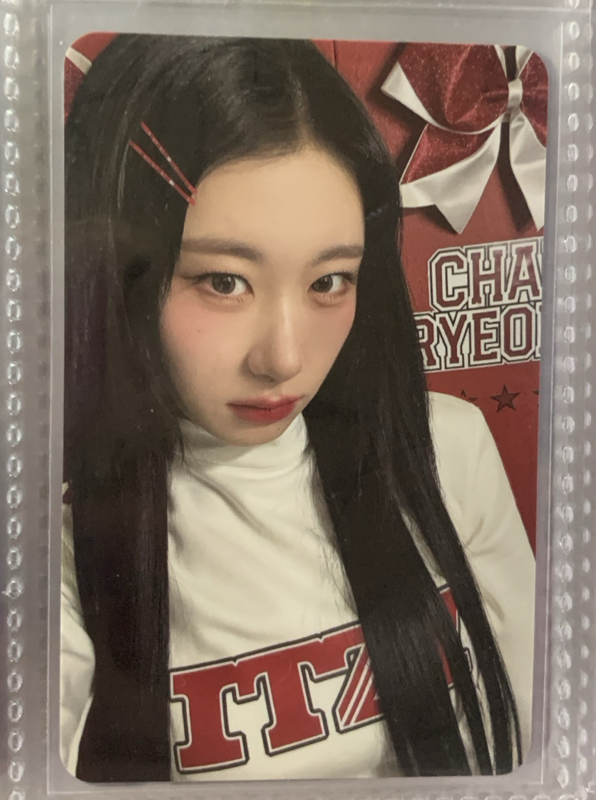 ITZY 可愛彩領 四期會員禮 只能看著李彩領 