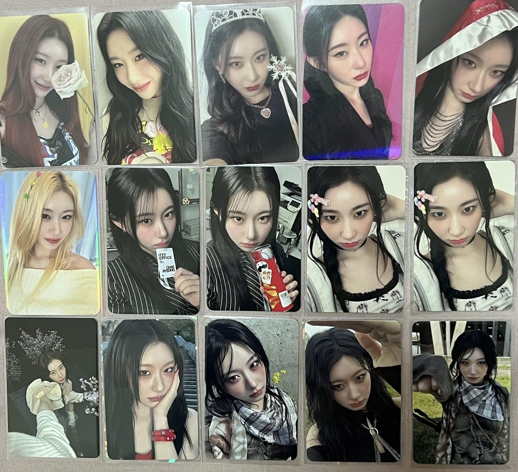 ITZY 彩領 小卡