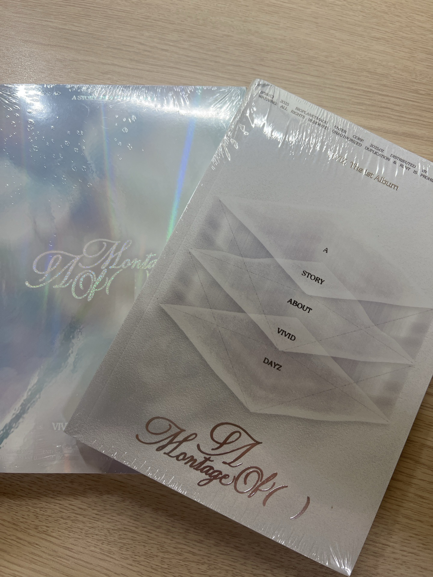 VIVIZ正規一輯 A Montage of () 全新未拆專