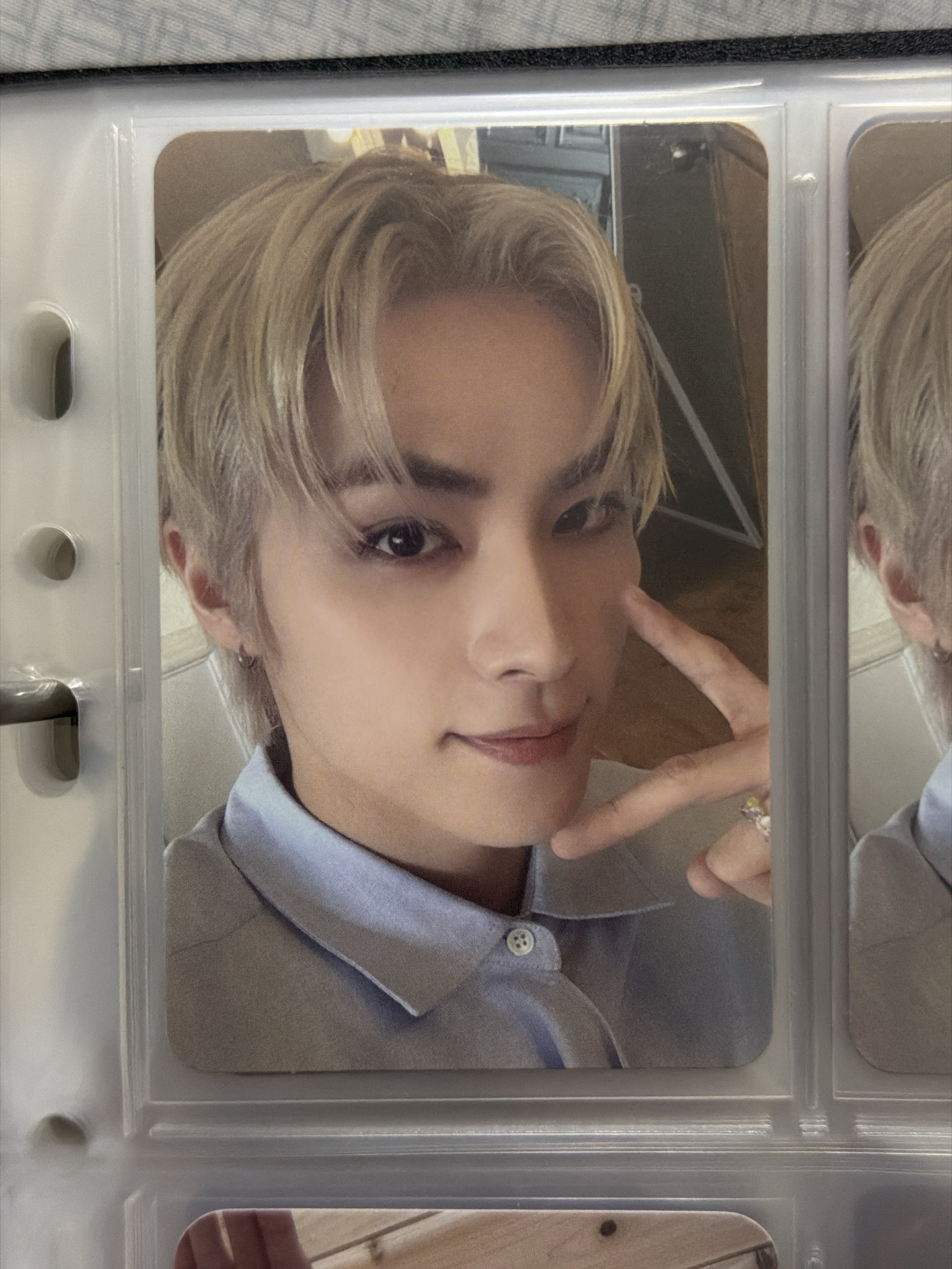 Give Me That 專輯卡 PB B ver 肖俊