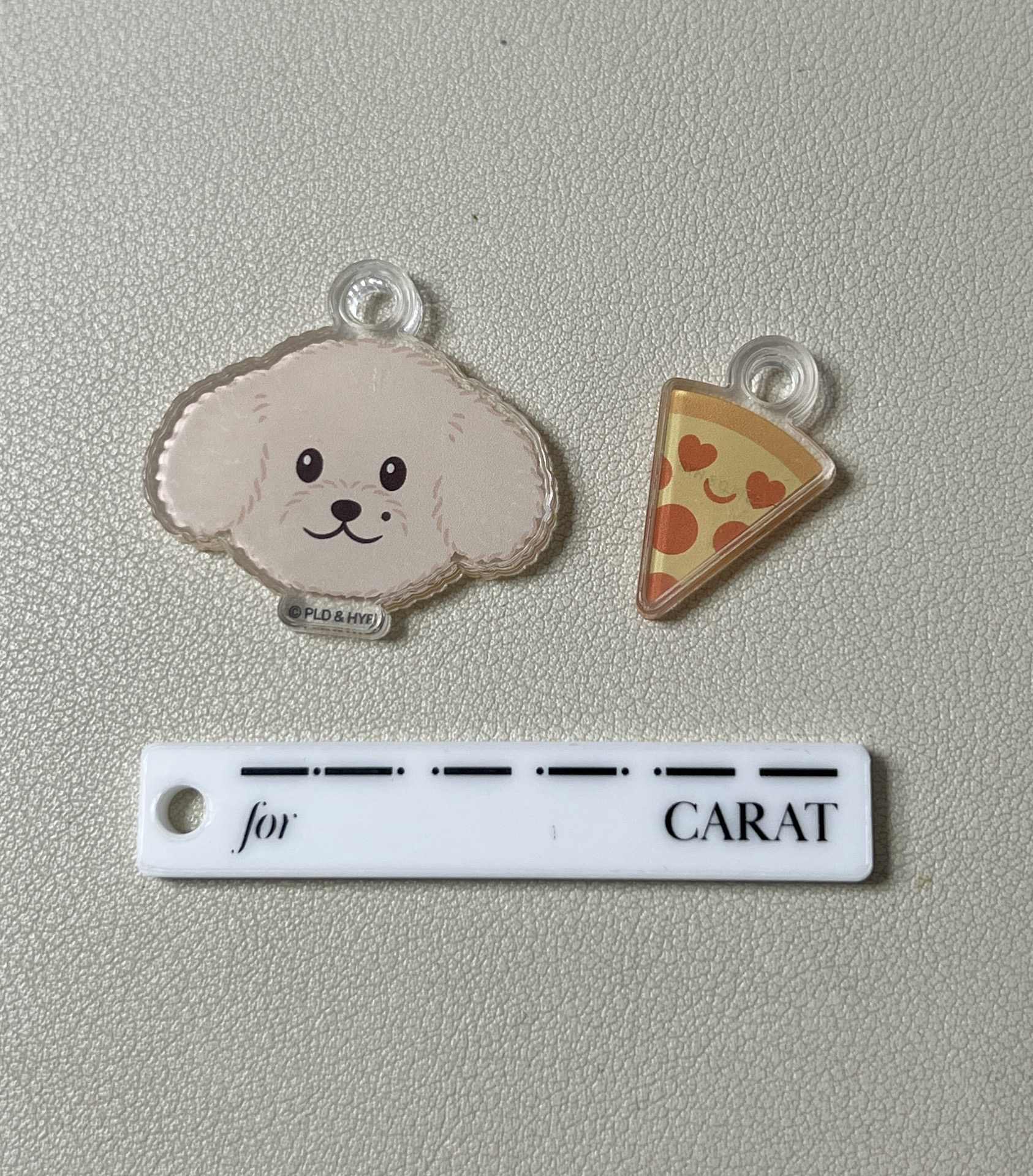 seventeen artist-made 快閃店壓克力吊飾