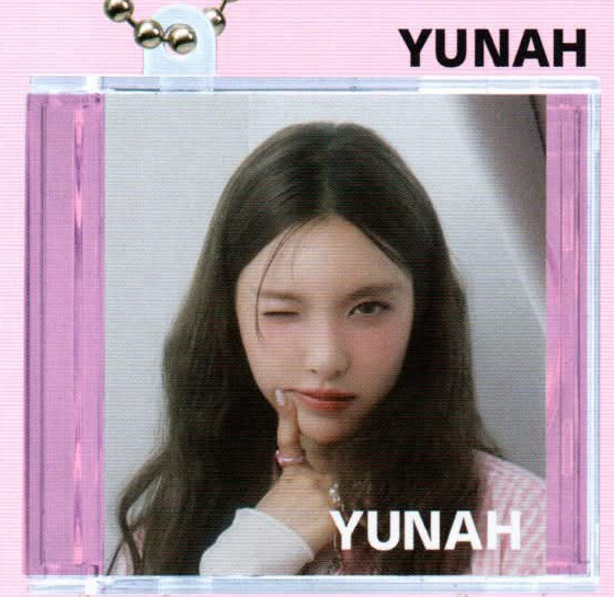 Yunah CD吊飾